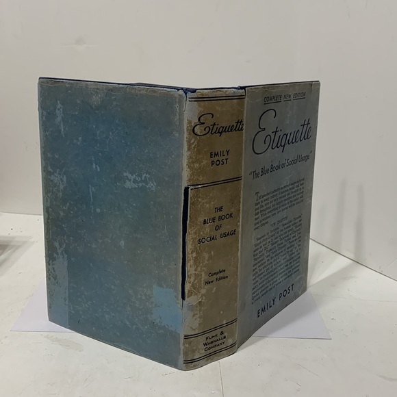ETIQUETTE book EMILY POST 1939 - Picture 5 of 17